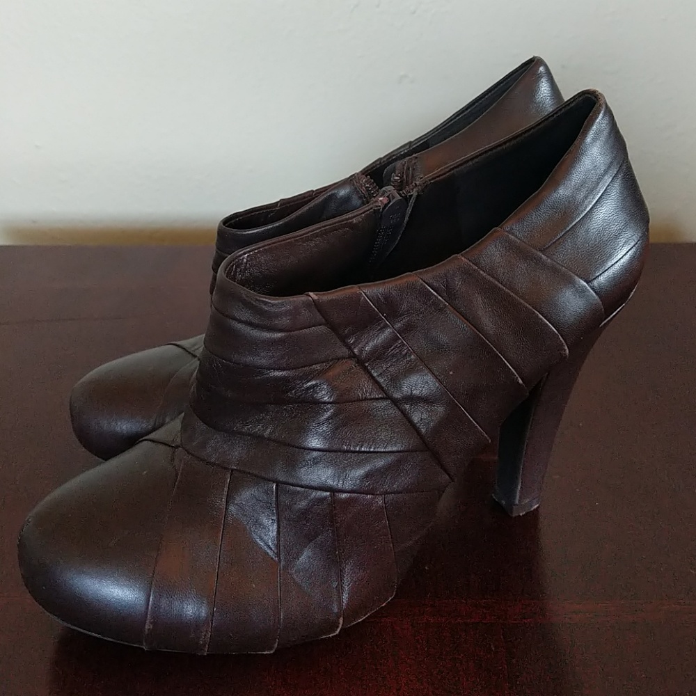 Gianni bini booties